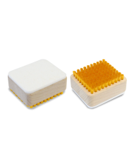 Soft nylon/felt brush for waxing skis and snowboards